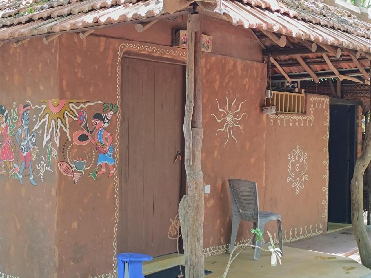 Light House Beach Hut Komari Extérieur photo
