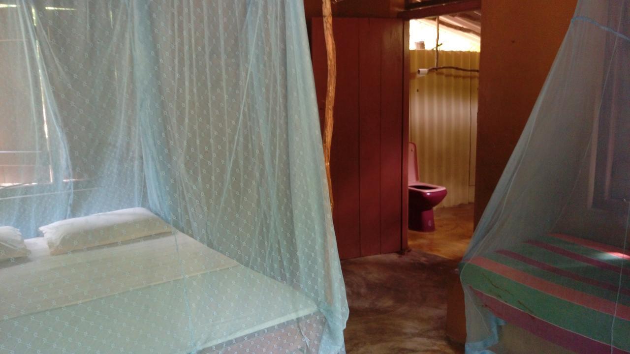 Light House Beach Hut Komari Extérieur photo